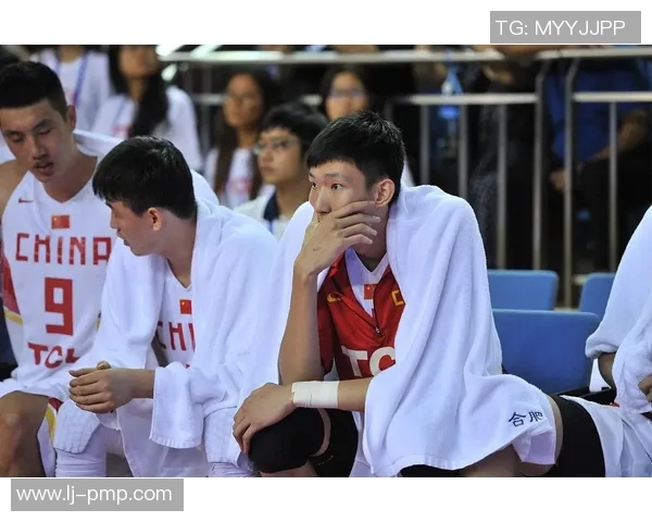 周琦在篮球赛场的崛起与挑战:从青涩少年到国家队核心的奋斗历程 周琦在篮球赛场的崛起与挑战:从青涩少年到国家队核心的奋斗历程