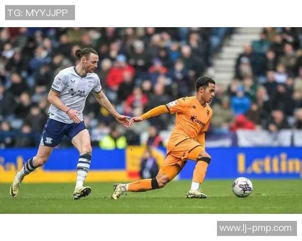 莱切城与哈德斯联赛对决精彩比分回顾与分析