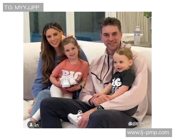 小加索尔与大加索尔的篮球对决兄弟情深的赛场传奇