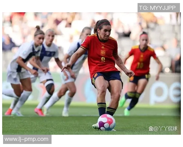 意大利女足与西班牙女足激战正酣谁能在这场巅峰对决中胜出