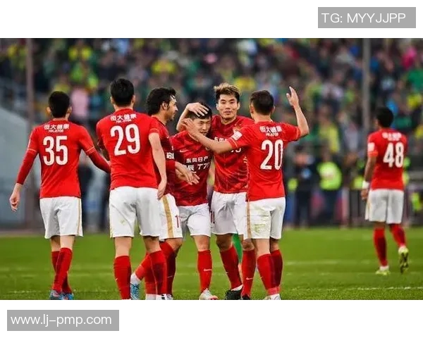 北京首钢与广东队争夺总冠军的激烈对决引发球迷热议与期待 北京首钢与广东队争夺总冠军的激烈对决引发球迷热议与期待