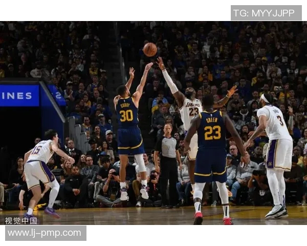 湖人对骑士精彩回放视频全程回顾与分析，重温经典对决瞬间