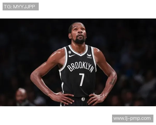 杜兰特在雄鹿对阵篮网的精彩得分表现分析与赛后点评